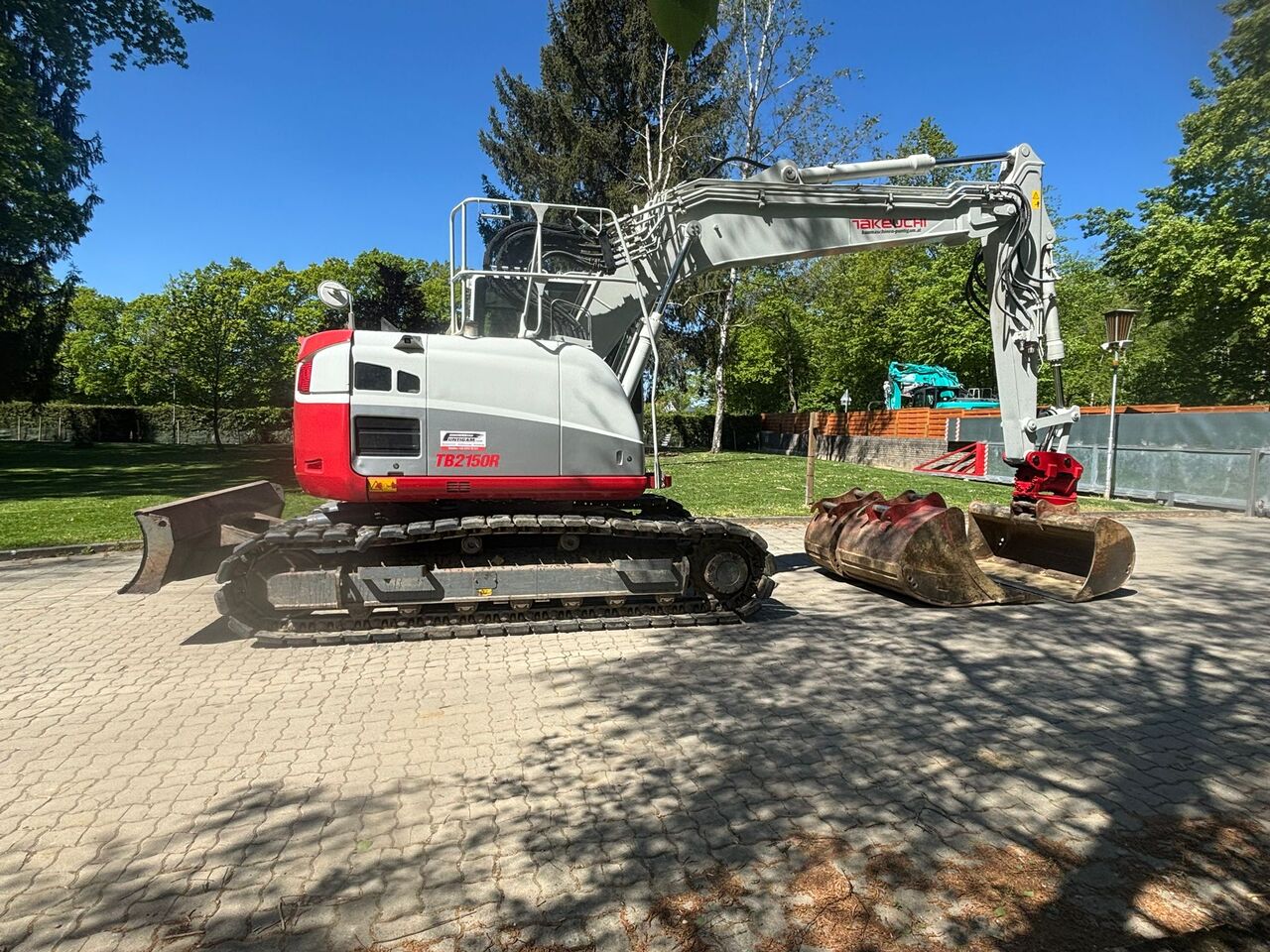 TAKEUCHI TB 2150 R - Гусеничный экскаватор: фото 2 TAKEUCHI TB 2150 R - Гусеничный экскаватор: фото 2