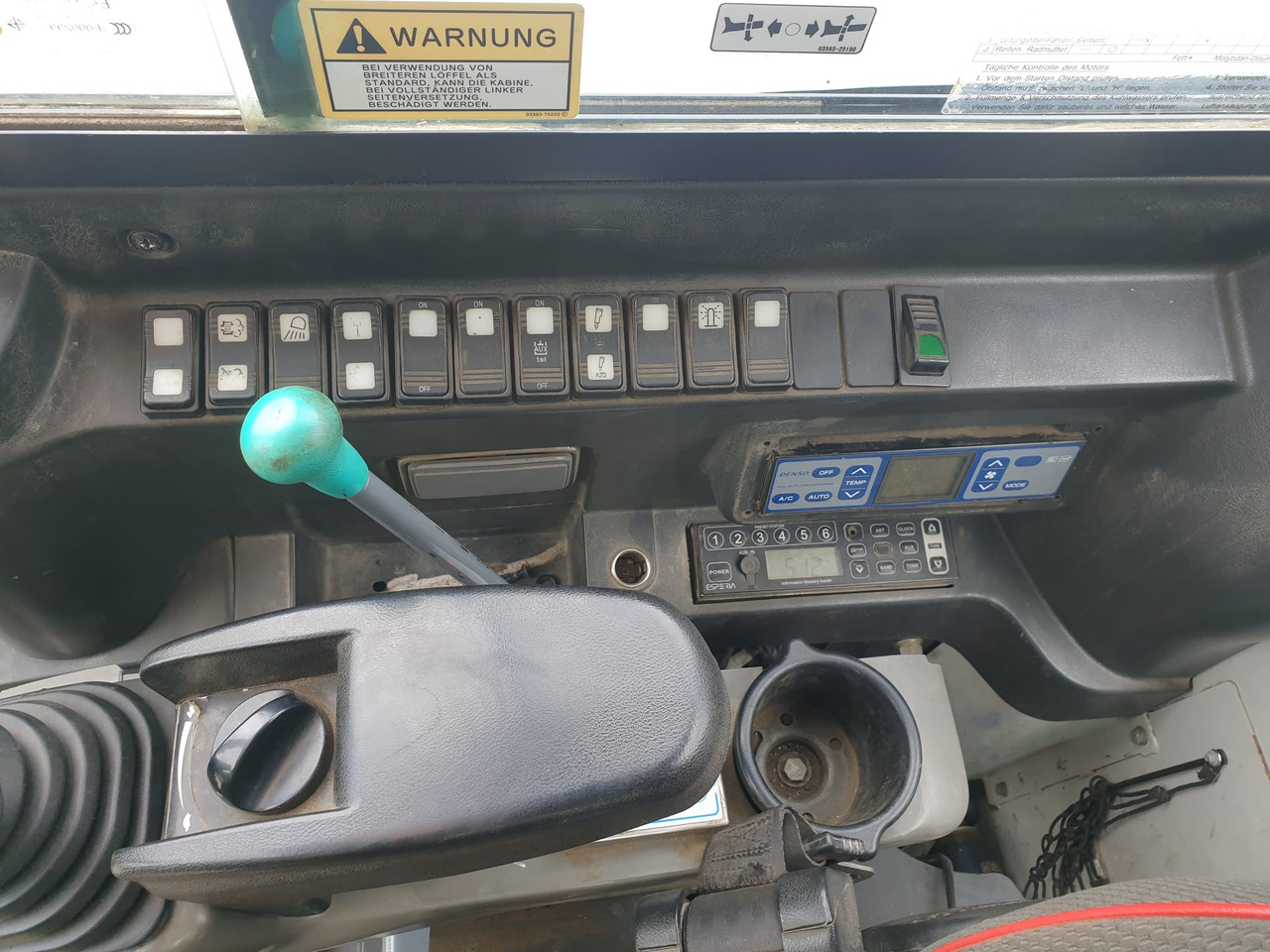 Колёсный экскаватор TAKEUCHI TB 295W: фото 15 Колёсный экскаватор TAKEUCHI TB 295W: фото 15