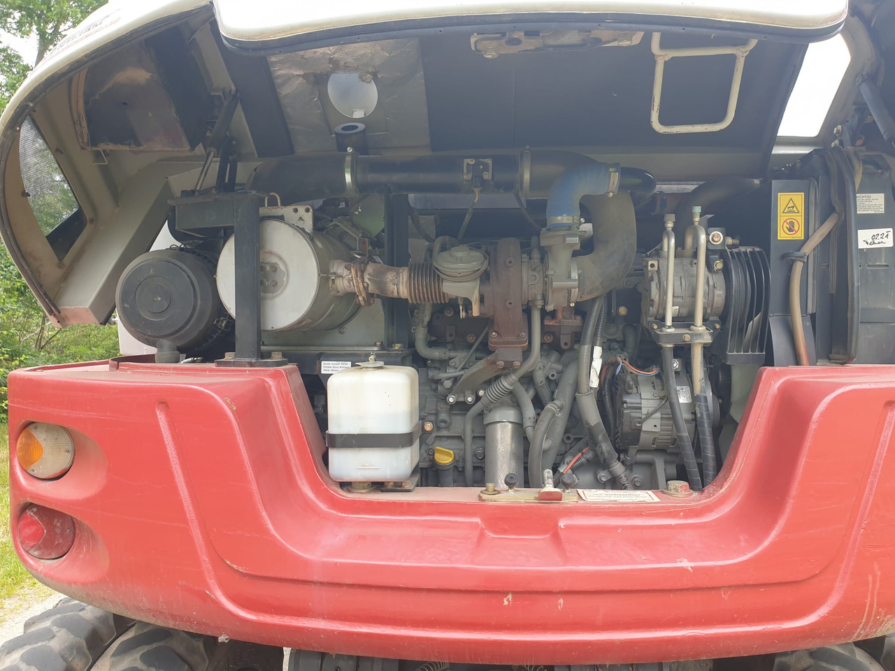 Колёсный экскаватор TAKEUCHI TB 295W: фото 8 Колёсный экскаватор TAKEUCHI TB 295W: фото 8