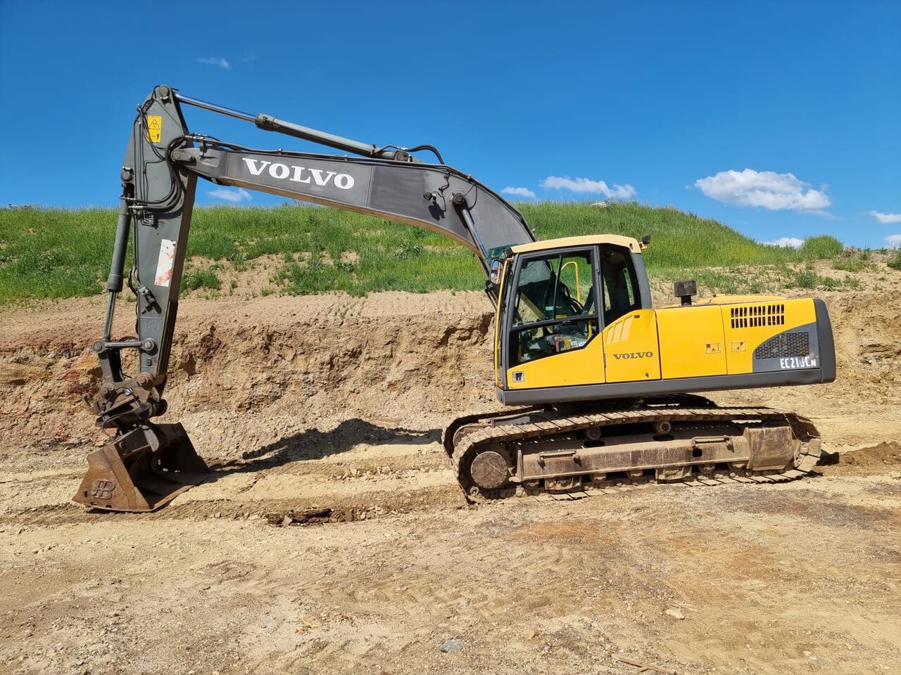 VOLVO EC 210 CN - Гусеничный экскаватор: фото 1 VOLVO EC 210 CN - Гусеничный экскаватор: фото 1