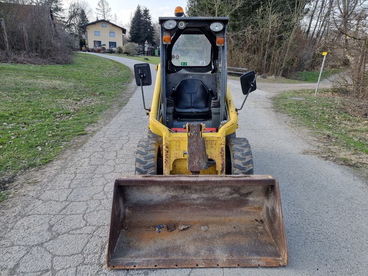 Wacker Neuson 501S - Мини-погрузчик с бортовым поворотом: фото 3 Wacker Neuson 501S - Мини-погрузчик с бортовым поворотом: фото 3