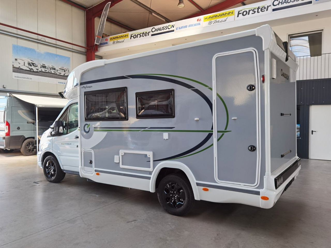 Полуинтегрированный автодом Chausson 650 TITANIUM / -2026- / 165PS-8G. / AHK/ HUBBETT: фото 5