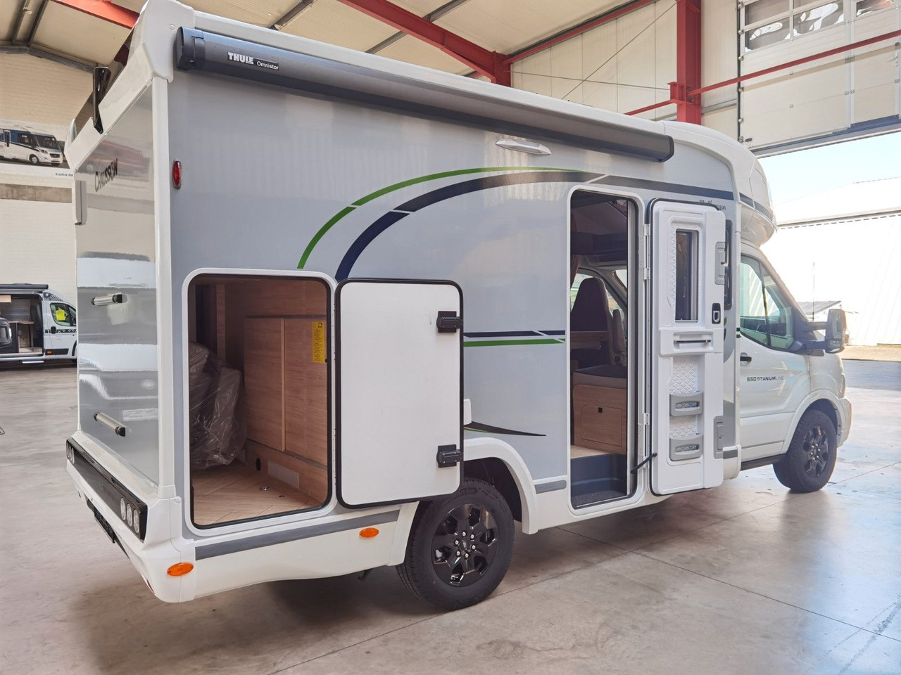 Полуинтегрированный автодом Chausson 650 TITANIUM / -2026- / 165PS-8G. / AHK/ HUBBETT: фото 11