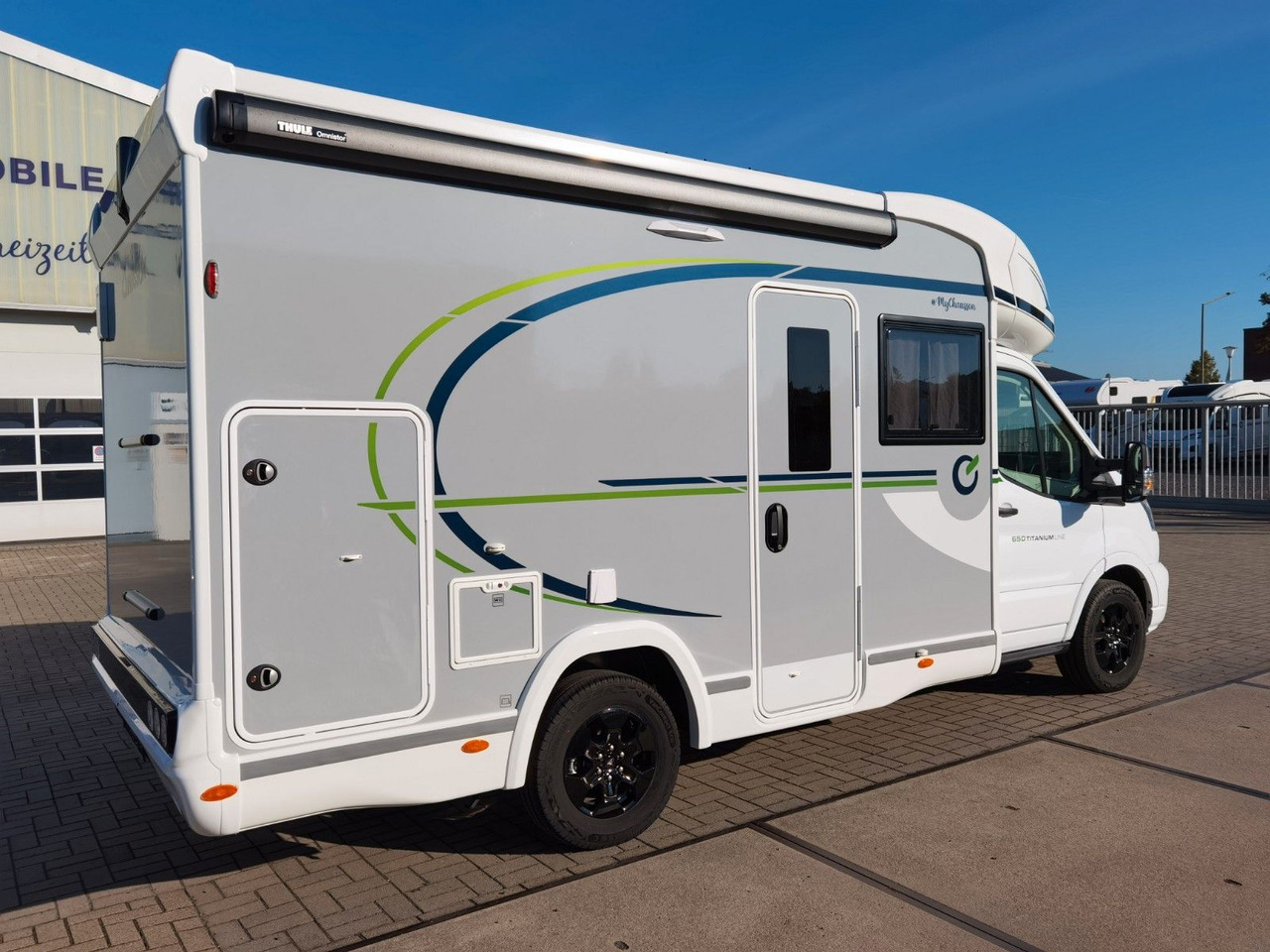 Chausson 650 TITANIUM / - 2026 - / 165PS - 8G. / HUBBETT - Полуинтегрированный автодом: фото 4 Chausson 650 TITANIUM / - 2026 - / 165PS - 8G. / HUBBETT - Полуинтегрированный автодом: фото 4