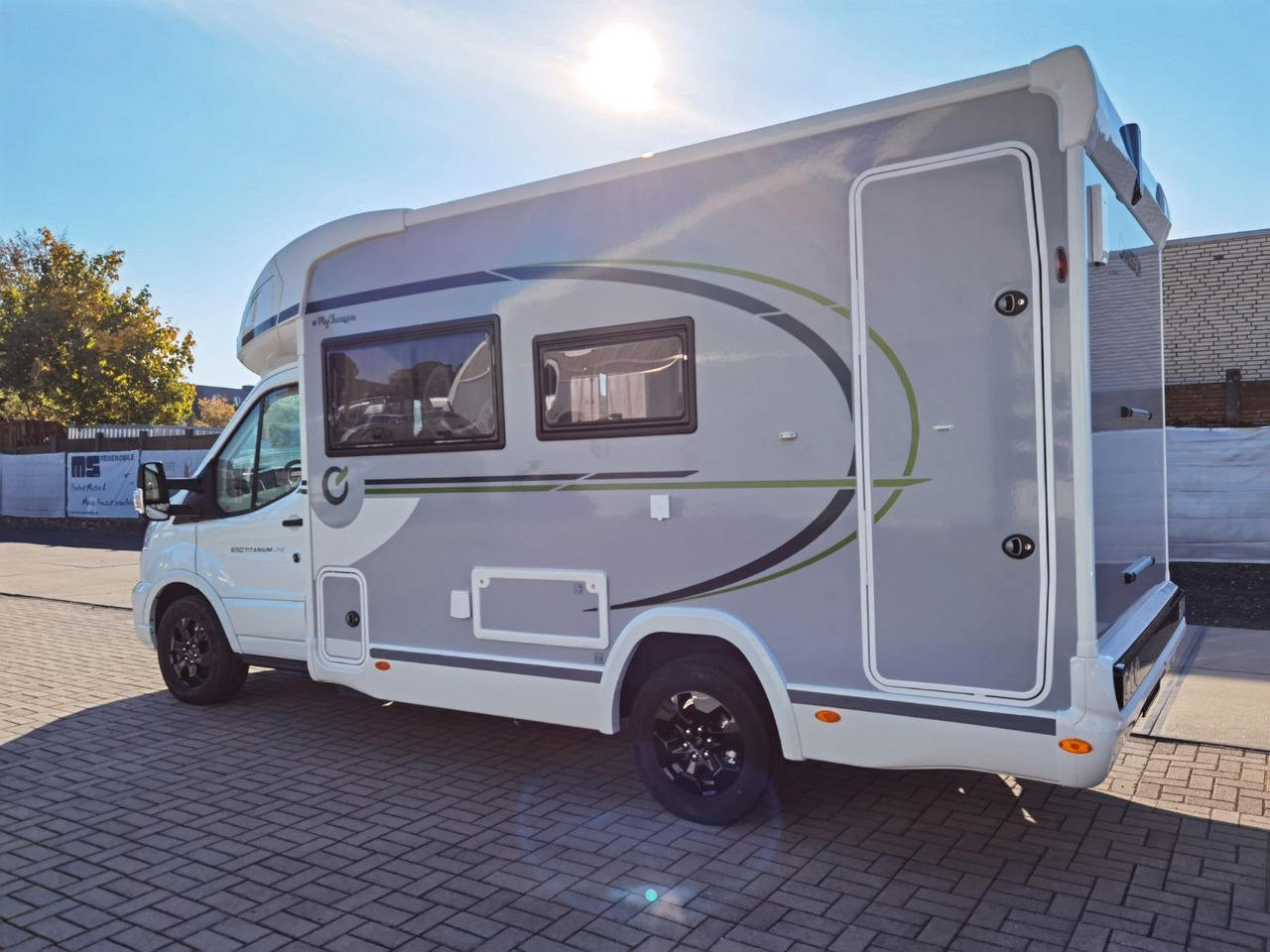 Chausson 650 TITANIUM / - 2026 - / 165PS - 8G. / HUBBETT - Полуинтегрированный автодом: фото 5 Chausson 650 TITANIUM / - 2026 - / 165PS - 8G. / HUBBETT - Полуинтегрированный автодом: фото 5