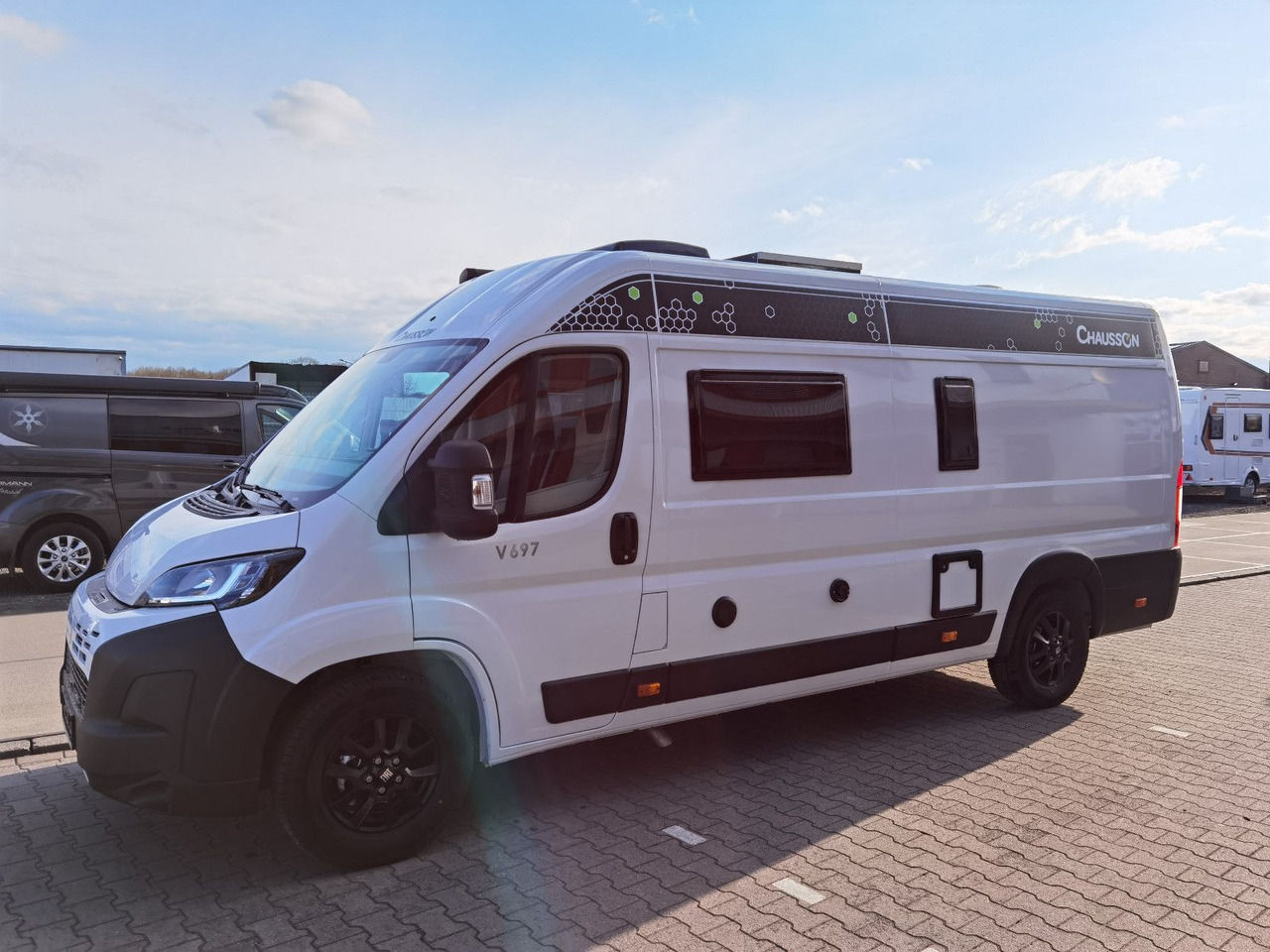 Новый Кастенваген Chausson V697 FIRST LINE / - 2025 - /140PS / EINZELBETTEN Chausson V697 FIRST LINE / - 2025 - /140PS / EINZELBETTEN: фото 6