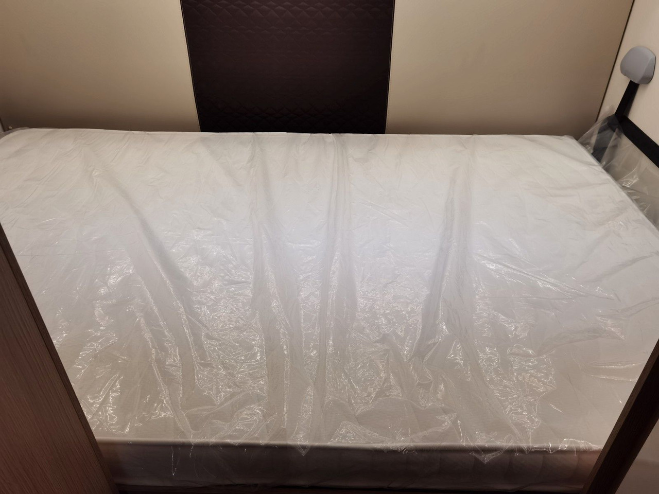 Полуинтегрированный автодом Forster T 699 HB / 140PS / HUBBETT & HECKBETT: фото 22 Полуинтегрированный автодом Forster T 699 HB / 140PS / HUBBETT & HECKBETT: фото 22