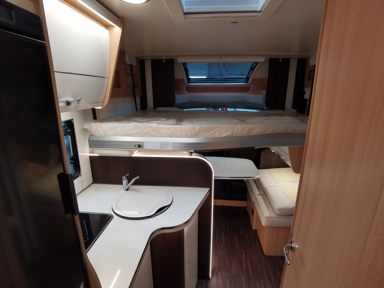 Полуинтегрированный автодом Forster T 699 HB / 140PS / HUBBETT & HECKBETT: фото 23 Полуинтегрированный автодом Forster T 699 HB / 140PS / HUBBETT & HECKBETT: фото 23