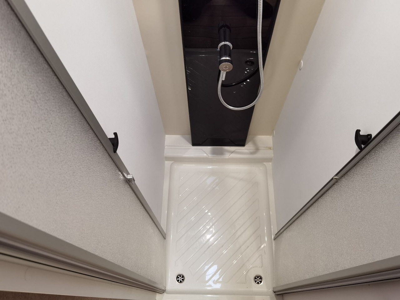 Полуинтегрированный автодом Forster T 699 LF /-2025- /140PS / XXL- HUBBETT & RAUMBAD: фото 27