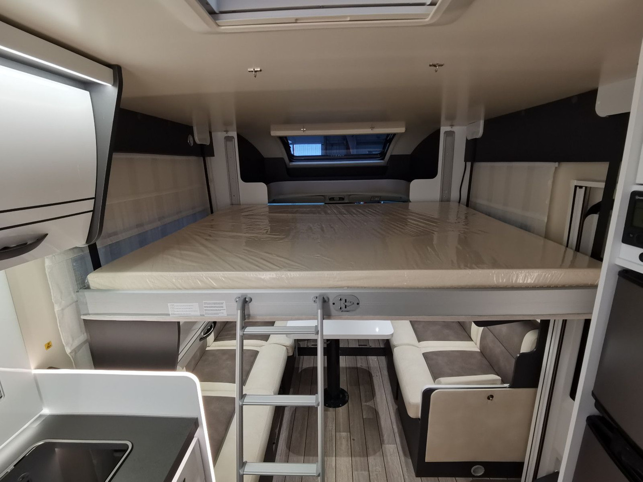 Полуинтегрированный автодом Forster T 699 LF /-2025- /140PS / XXL- HUBBETT & RAUMBAD: фото 23