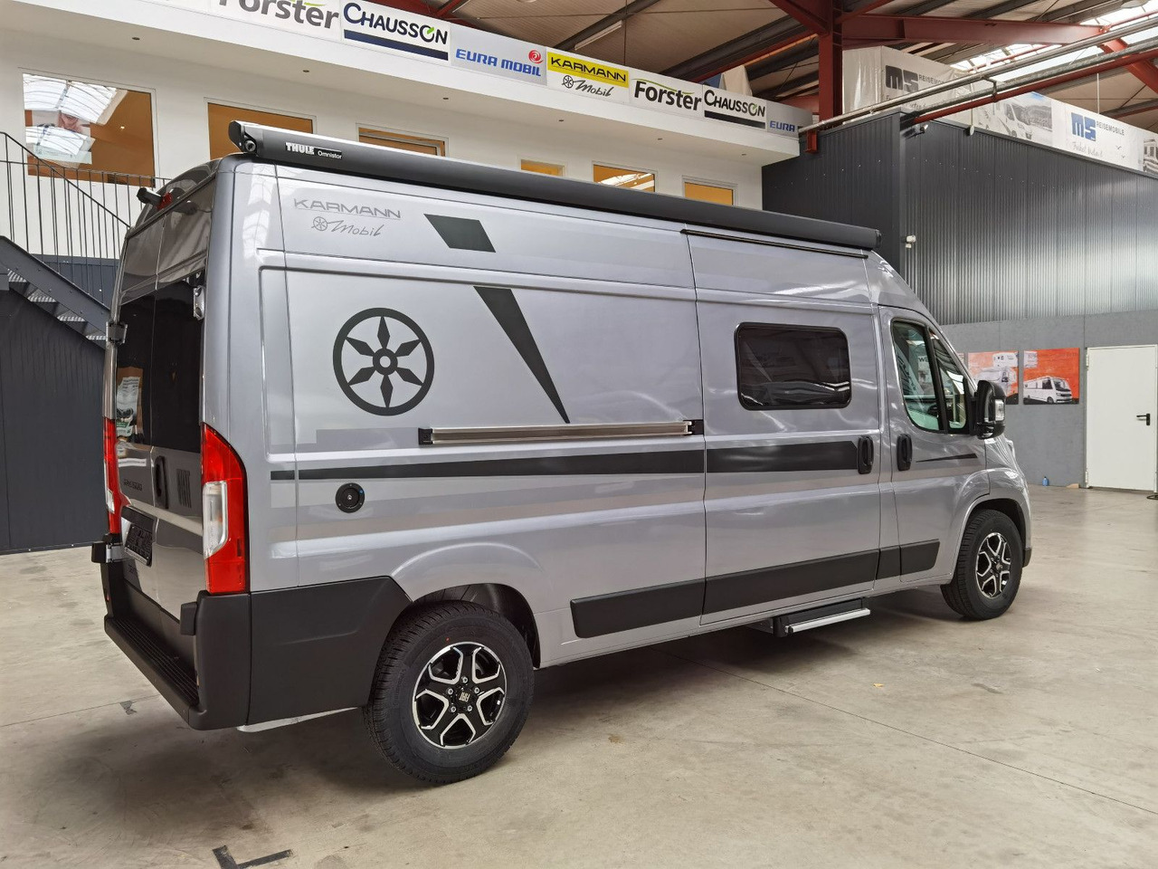 Karmann DEXTER 600 /- 2026-/ 8G.AUTOMATIK/ EINZELBETTEN - Кастенваген: фото 4 Karmann DEXTER 600 /- 2026-/ 8G.AUTOMATIK/ EINZELBETTEN - Кастенваген: фото 4