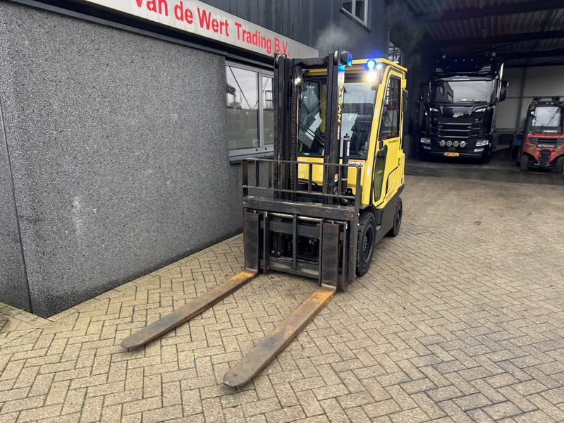 Hyster H3.0FT Duplo 300 Sideshift / Vorkversteller LPG 2018 - Газовый погрузчик: фото 3 Hyster H3.0FT Duplo 300 Sideshift / Vorkversteller LPG 2018 - Газовый погрузчик: фото 3