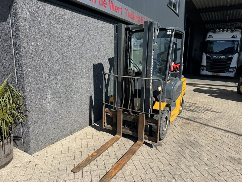 Jungheinrich TFG 425 - Газовый погрузчик: фото 2 Jungheinrich TFG 425 - Газовый погрузчик: фото 2