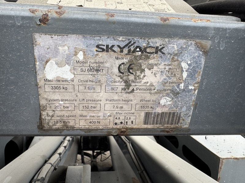 Ножничный подъемник Skyjack SJ 6826RT Schaarhoogwerker / Scissor / Arbeitsbuhne 2015 4X4 Kubota Diesel 10M Werkhoogte: фото 13