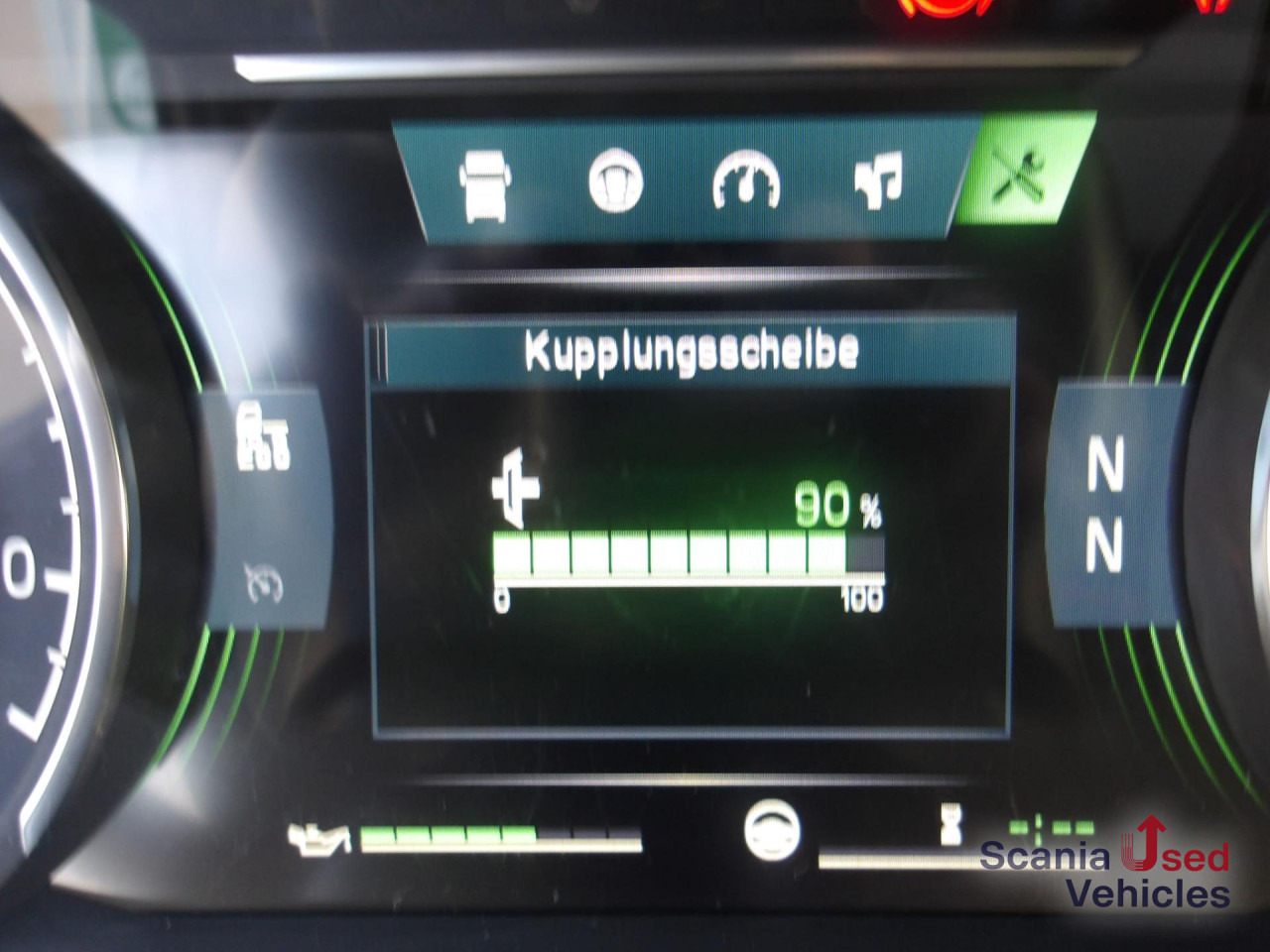 SCANIA P 320 B6x2*4NB / EWERS Schwenkwandaufbau - Грузовик для перевозки напитков: фото 4 SCANIA P 320 B6x2*4NB / EWERS Schwenkwandaufbau - Грузовик для перевозки напитков: фото 4