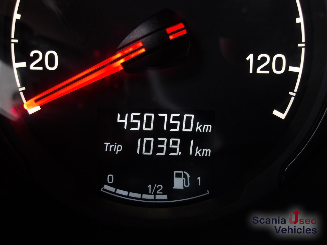 SCANIA R 410 A4x2NA LNG - Тягач: фото 2 SCANIA R 410 A4x2NA LNG - Тягач: фото 2