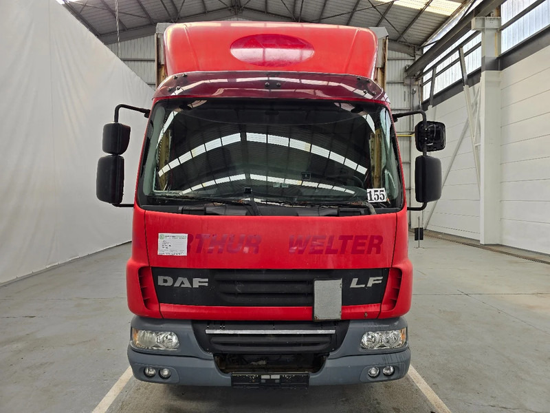 DAF LF 45 220 / EURO 5 / AIRCO / MANUEL / DHOLLANDIA 2000kg - Тентованный грузовик: фото 2 DAF LF 45 220 / EURO 5 / AIRCO / MANUEL / DHOLLANDIA 2000kg - Тентованный грузовик: фото 2