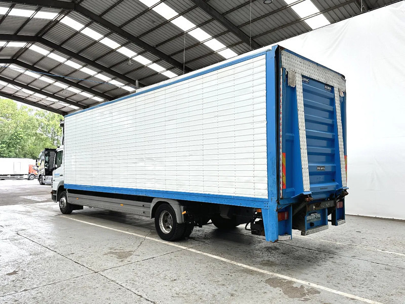 Mercedes-Benz Atego 1218 SIDE DOOR / LIFT / LAMMES - LAMMES / BLATT - BLATT - Грузовик с закрытым кузовом: фото 3 Mercedes-Benz Atego 1218 SIDE DOOR / LIFT / LAMMES - LAMMES / BLATT - BLATT - Грузовик с закрытым кузовом: фото 3