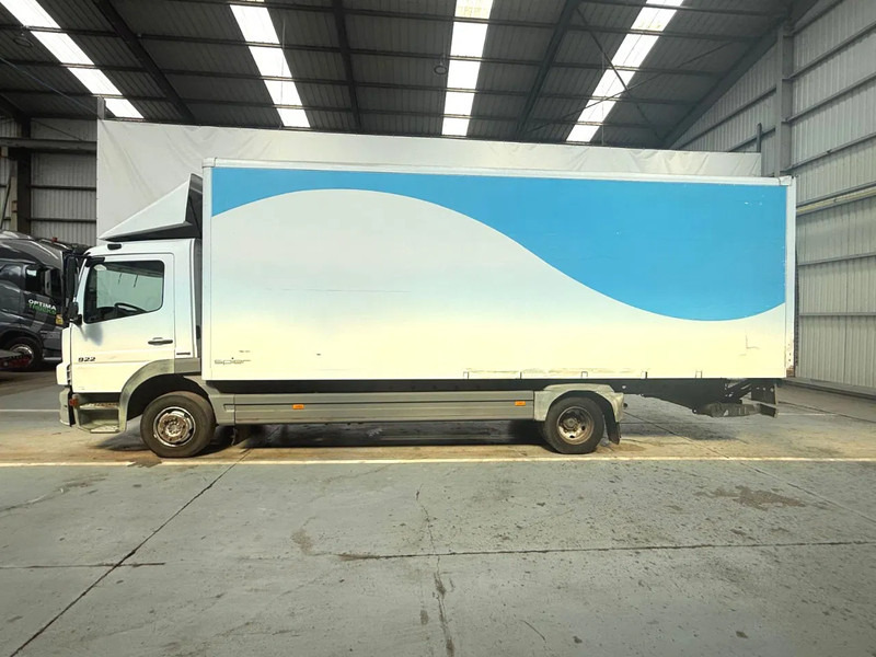 Mercedes-Benz Atego 922 DAUTEL LIFT / HAYON / BLATT-BLATT/LAMMES-LAMMES/ EURO3 / MANUAL - Грузовик с закрытым кузовом: фото 2 Mercedes-Benz Atego 922 DAUTEL LIFT / HAYON / BLATT-BLATT/LAMMES-LAMMES/ EURO3 / MANUAL - Грузовик с закрытым кузовом: фото 2