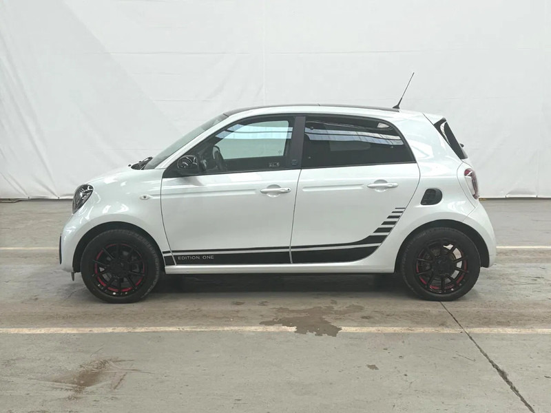 Smart Forfour ONE EQ / 100% ELECTRIC / BRABUS ALLOY WHEELS /EDITION ONE - Легковой автомобиль: фото 2 Smart Forfour ONE EQ / 100% ELECTRIC / BRABUS ALLOY WHEELS /EDITION ONE - Легковой автомобиль: фото 2
