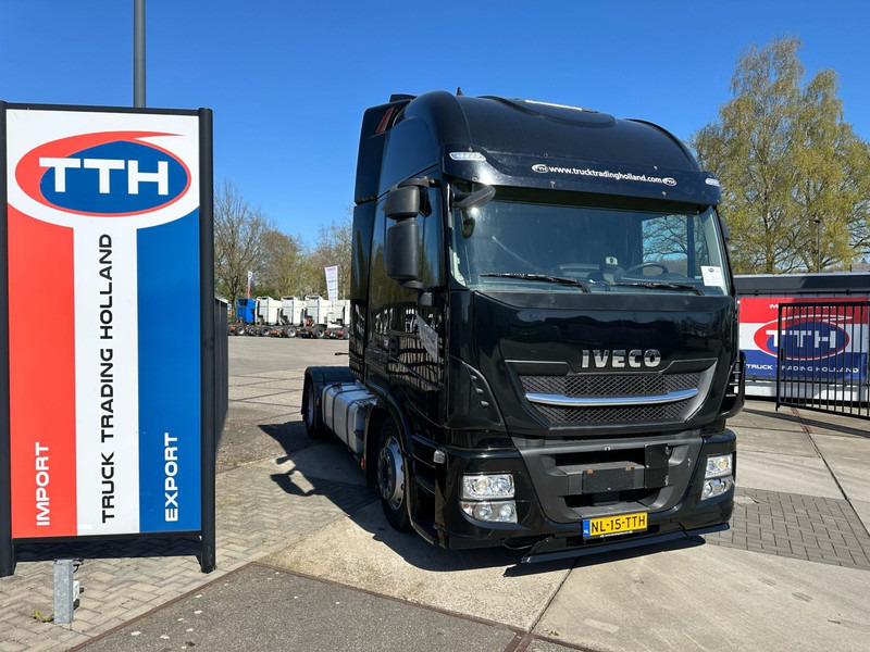 Iveco AS440S46T/FP-LT HI-WAY 2x fueltank height adjustable 5th wheel - Тягач: фото 1 Iveco AS440S46T/FP-LT HI-WAY 2x fueltank height adjustable 5th wheel - Тягач: фото 1
