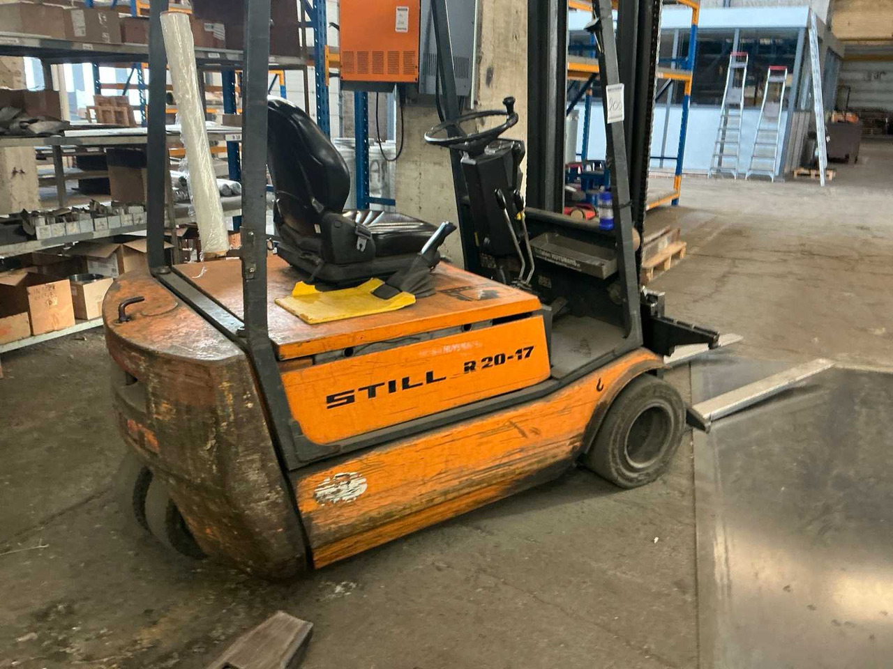 1992 STILL R20-17 ELECTRIC FORKLIFT - Вилочный погрузчик: фото 4 1992 STILL R20-17 ELECTRIC FORKLIFT - Вилочный погрузчик: фото 4