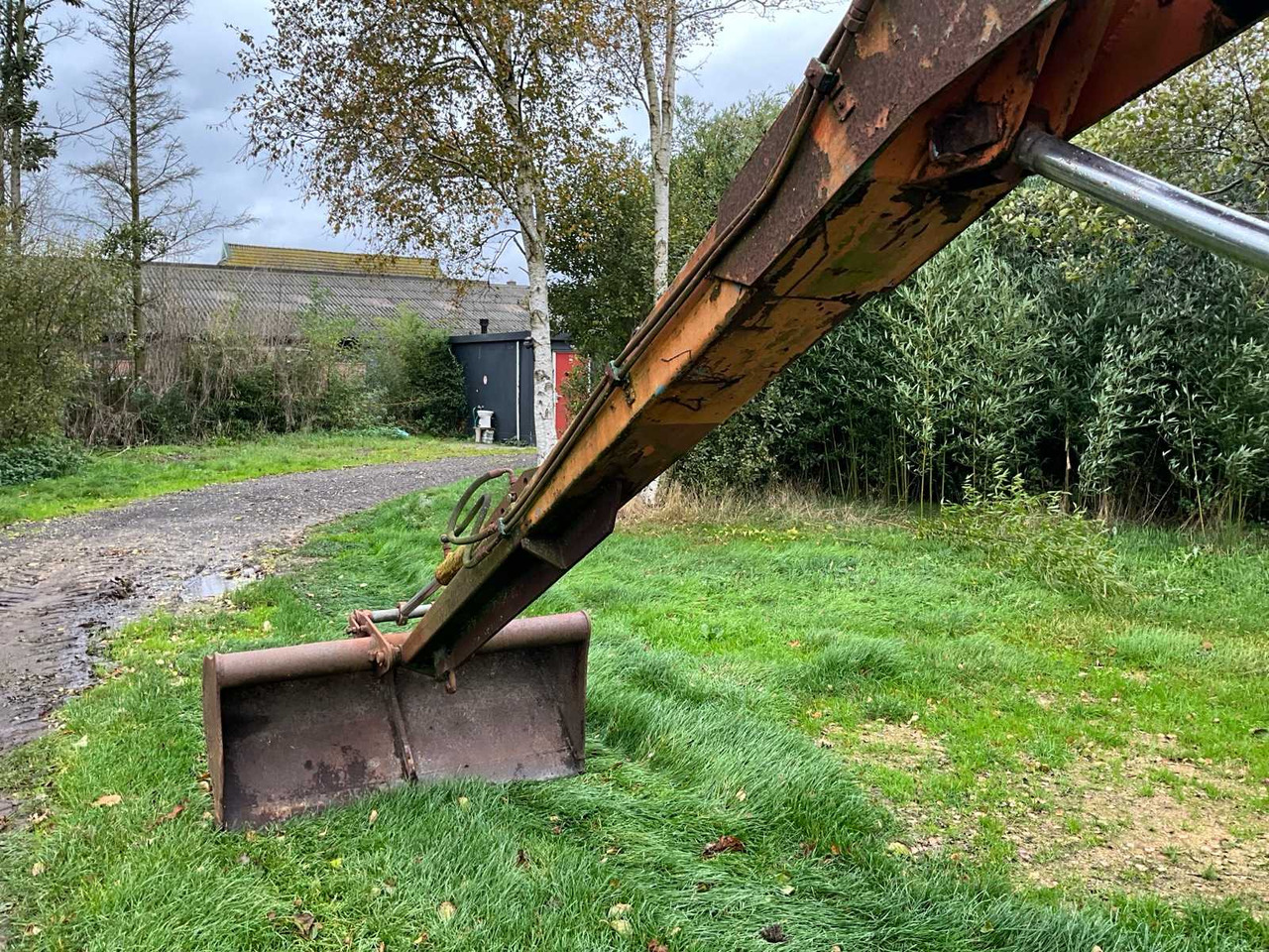 Колёсный погрузчик 1996 AHLMANN AZ18 SHOVEL: фото 17 Колёсный погрузчик 1996 AHLMANN AZ18 SHOVEL: фото 17