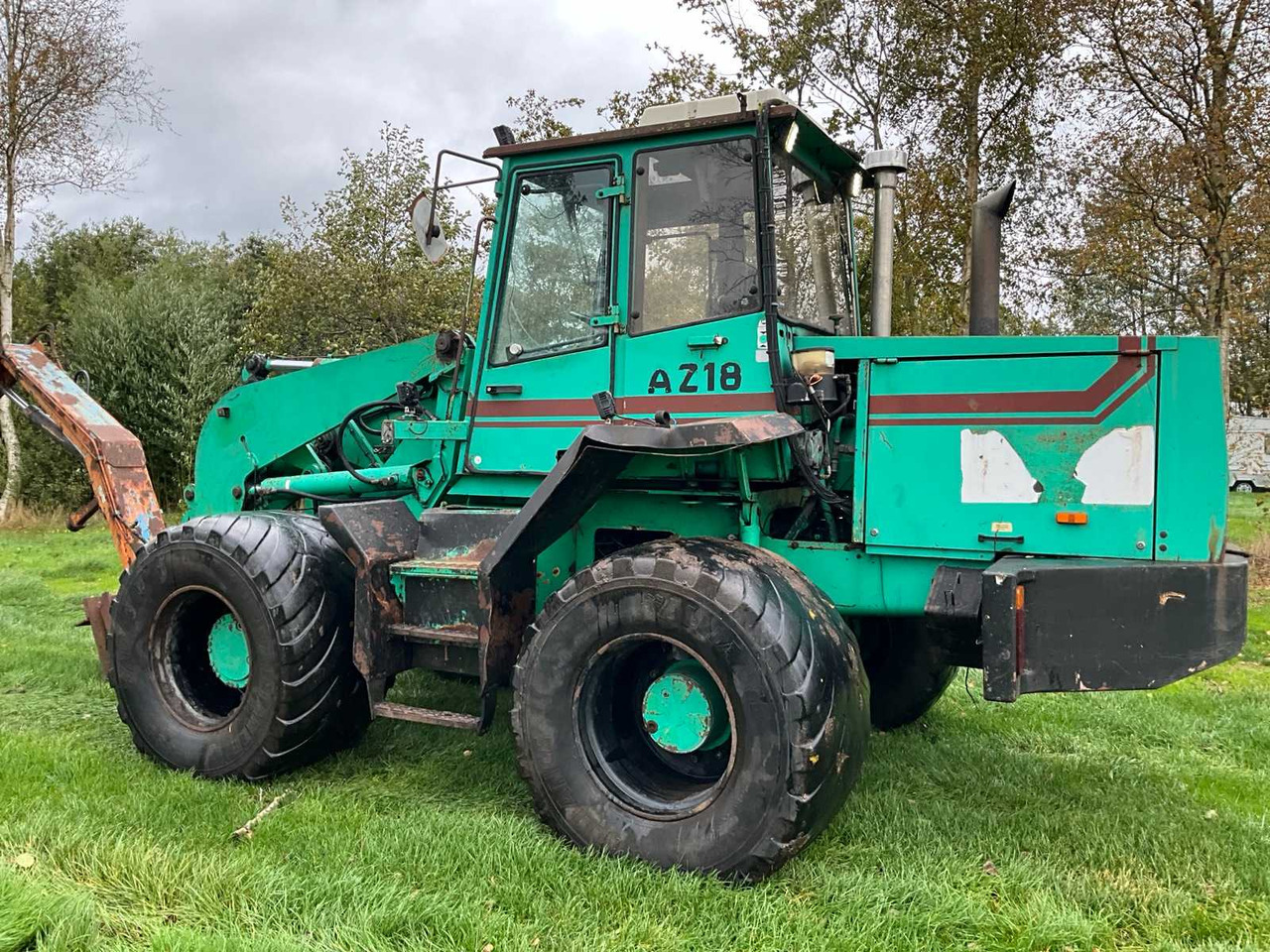 Колёсный погрузчик 1996 AHLMANN AZ18 SHOVEL: фото 13 Колёсный погрузчик 1996 AHLMANN AZ18 SHOVEL: фото 13