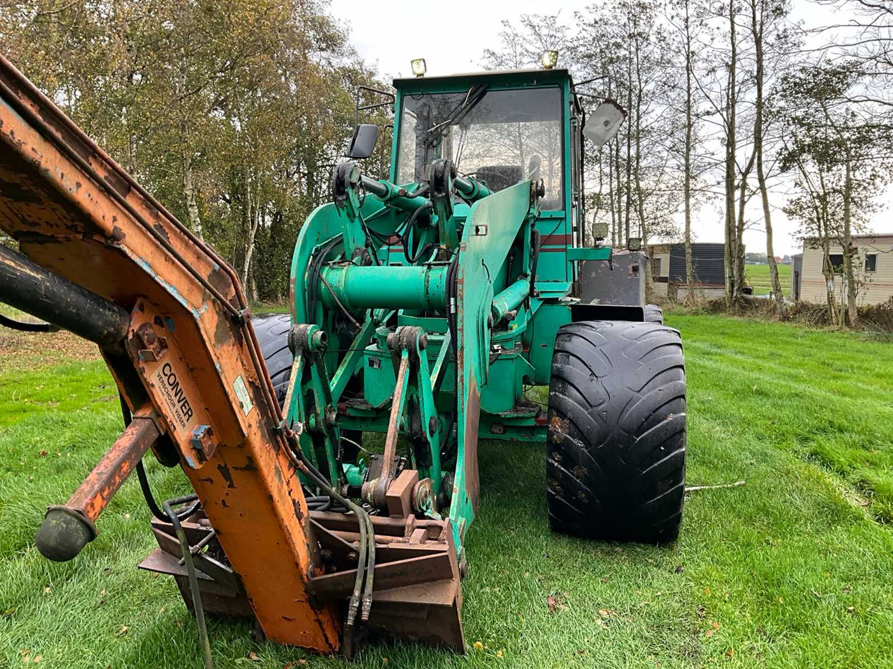 Колёсный погрузчик 1996 AHLMANN AZ18 SHOVEL: фото 6 Колёсный погрузчик 1996 AHLMANN AZ18 SHOVEL: фото 6