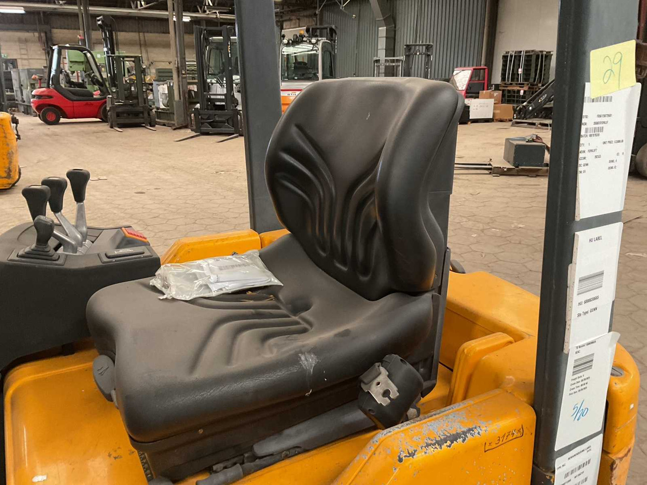 1997 JUNGHEINRICH EFG-DF12 FORKLIFT - Вилочный погрузчик: фото 5 1997 JUNGHEINRICH EFG-DF12 FORKLIFT - Вилочный погрузчик: фото 5