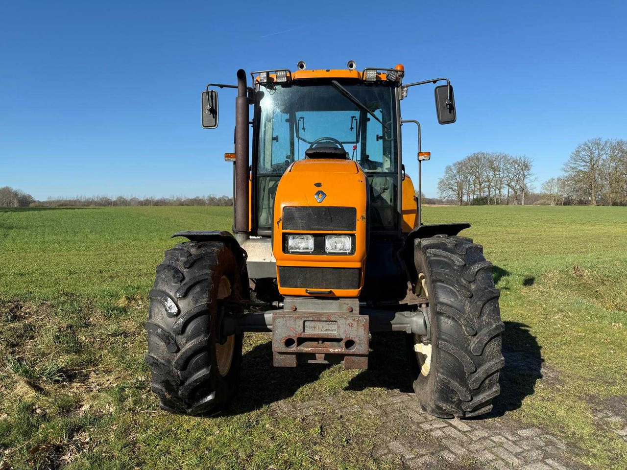 1999 RENAULT ARES 610 RZ ALL-WHEEL DRIVE FARM TRACTOR - Трактор: фото 3 1999 RENAULT ARES 610 RZ ALL-WHEEL DRIVE FARM TRACTOR - Трактор: фото 3