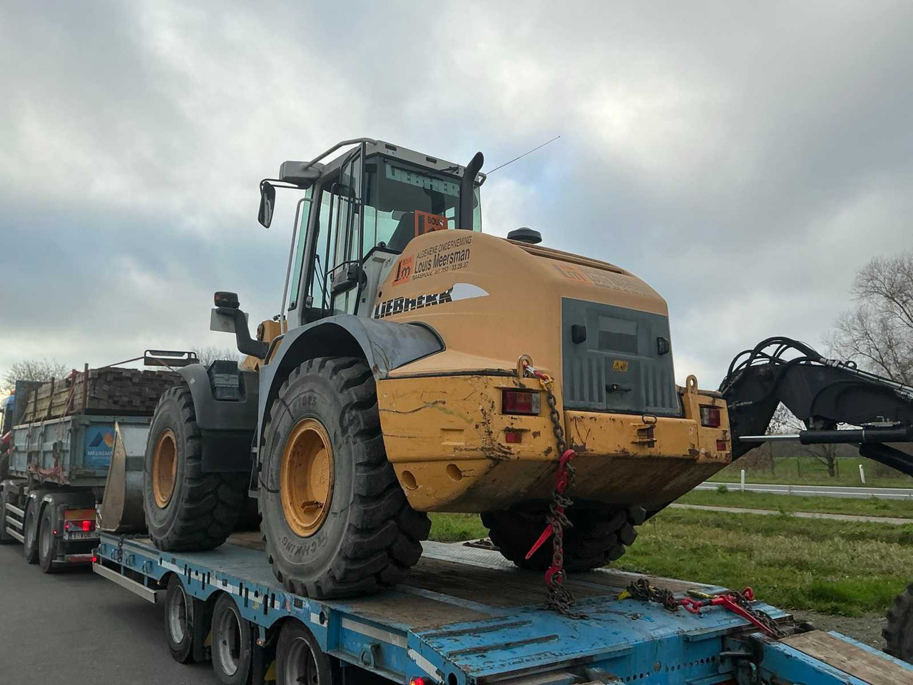 2004 LIEBHERR L534 TIRE BULLDOZER - Бульдозер: фото 4 2004 LIEBHERR L534 TIRE BULLDOZER - Бульдозер: фото 4