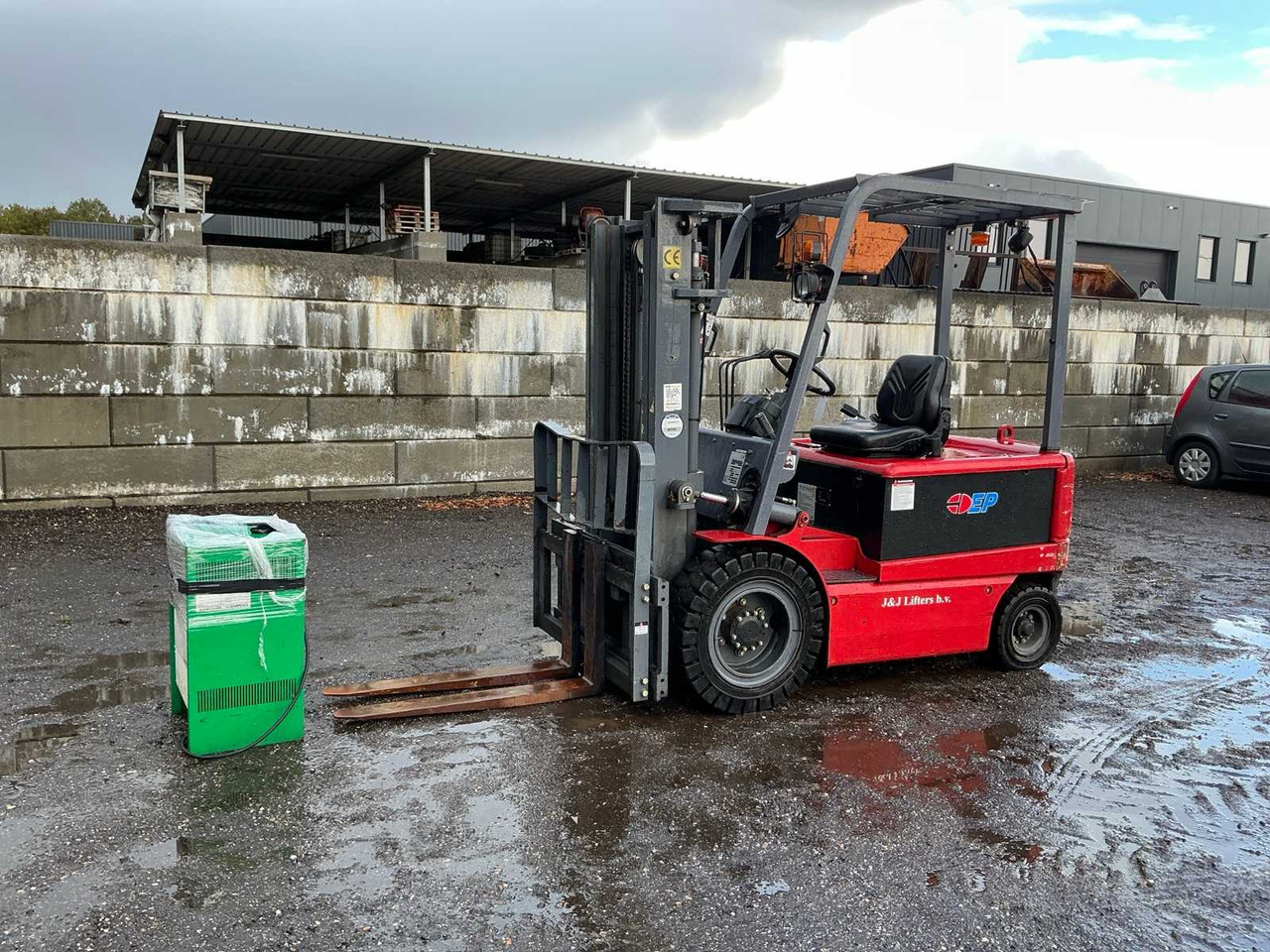 2006 CODE 30 HA-77 FORKLIFT - Вилочный погрузчик: фото 1 2006 CODE 30 HA-77 FORKLIFT - Вилочный погрузчик: фото 1