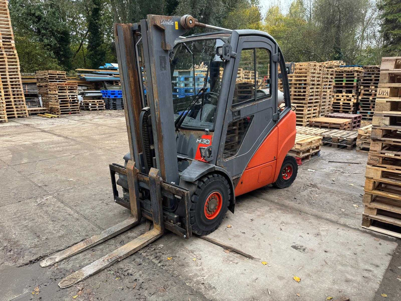 2008 LINDE H30T FORKLIFT - Вилочный погрузчик: фото 1 2008 LINDE H30T FORKLIFT - Вилочный погрузчик: фото 1