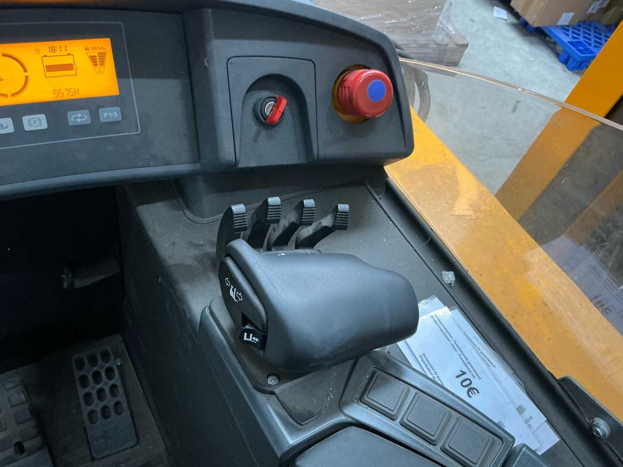 Вилочный погрузчик 2013 JUNGHEINRICH ETV C20 FORKLIFT: фото 28 Вилочный погрузчик 2013 JUNGHEINRICH ETV C20 FORKLIFT: фото 28