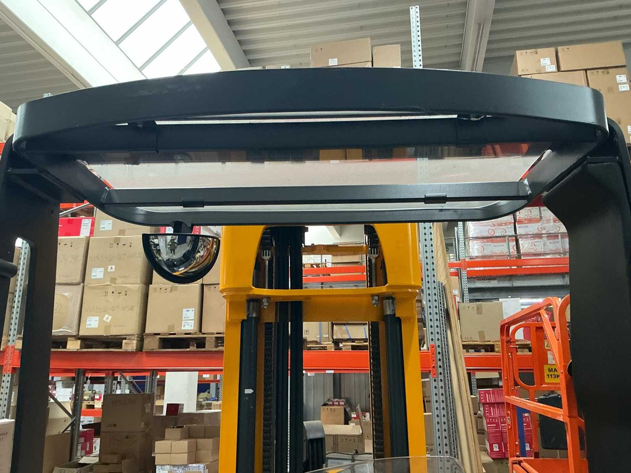 Вилочный погрузчик 2013 JUNGHEINRICH ETV C20 FORKLIFT: фото 32 Вилочный погрузчик 2013 JUNGHEINRICH ETV C20 FORKLIFT: фото 32