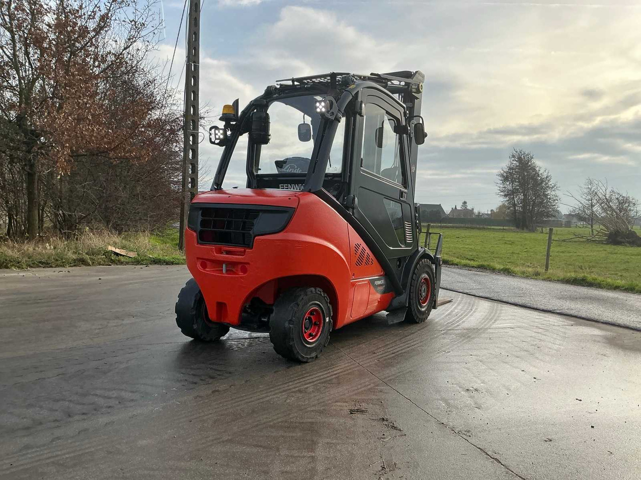 2014 LINDE H30D FORKLIFT - Вилочный погрузчик: фото 2 2014 LINDE H30D FORKLIFT - Вилочный погрузчик: фото 2