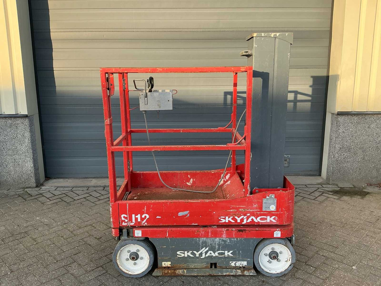 2015 SKYJACK SJ12 AERIAL PLATFORM - Подъёмник: фото 2 2015 SKYJACK SJ12 AERIAL PLATFORM - Подъёмник: фото 2