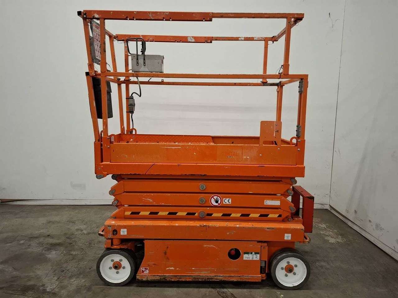 2015 SKYJACK SJ3219 AERIAL PLATFORM - Подъёмник: фото 3 2015 SKYJACK SJ3219 AERIAL PLATFORM - Подъёмник: фото 3