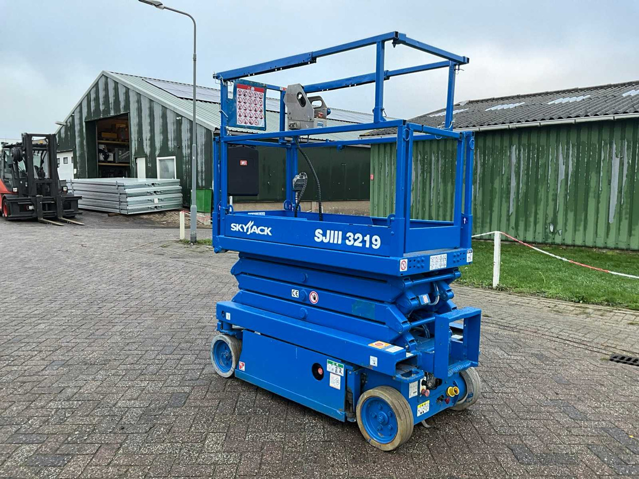 2015 SKYJACK SJIIII3219 AERIAL PLATFORM - Подъёмник: фото 4 2015 SKYJACK SJIIII3219 AERIAL PLATFORM - Подъёмник: фото 4