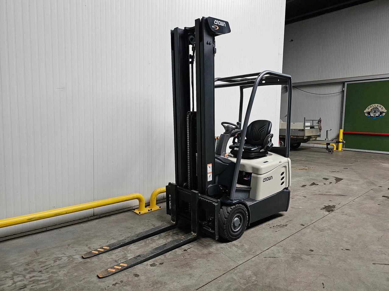 2018 CROWN SCT6010-1.3 FORKLIFT - Вилочный погрузчик: фото 1 2018 CROWN SCT6010-1.3 FORKLIFT - Вилочный погрузчик: фото 1