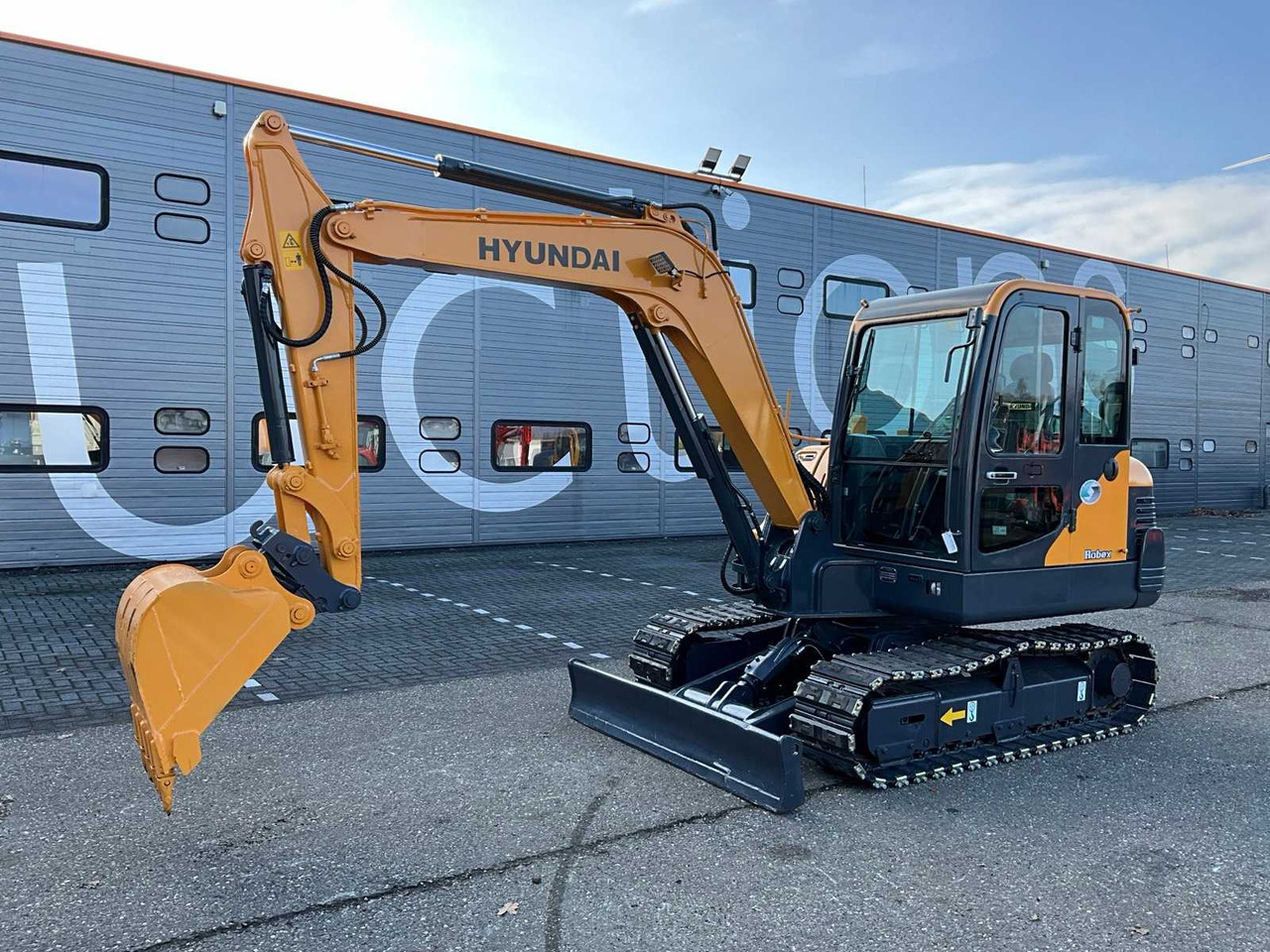 2020 HYUNDAI ROBEX 60 MIDI EXCAVATOR - Экскаватор: фото 1 2020 HYUNDAI ROBEX 60 MIDI EXCAVATOR - Экскаватор: фото 1