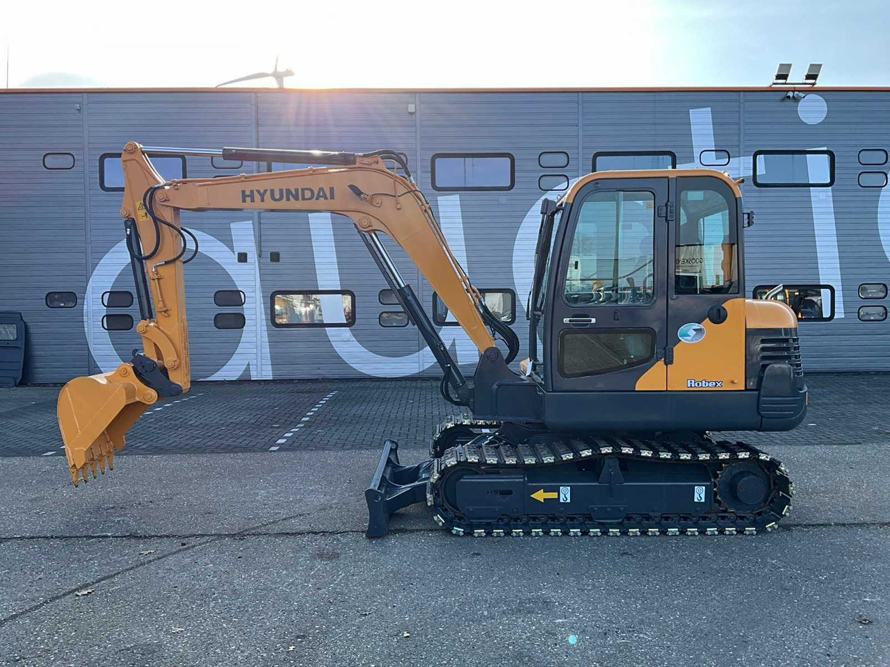 2020 HYUNDAI ROBEX 60 MIDI EXCAVATOR - Экскаватор: фото 2 2020 HYUNDAI ROBEX 60 MIDI EXCAVATOR - Экскаватор: фото 2