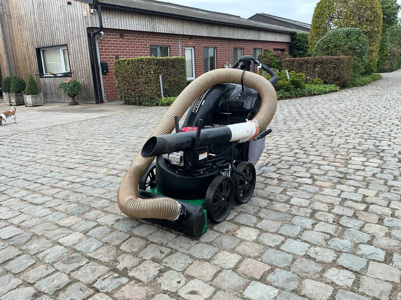 Billy Goat Mv650SPHEU - Садовое оборудование: фото 1 Billy Goat Mv650SPHEU - Садовое оборудование: фото 1