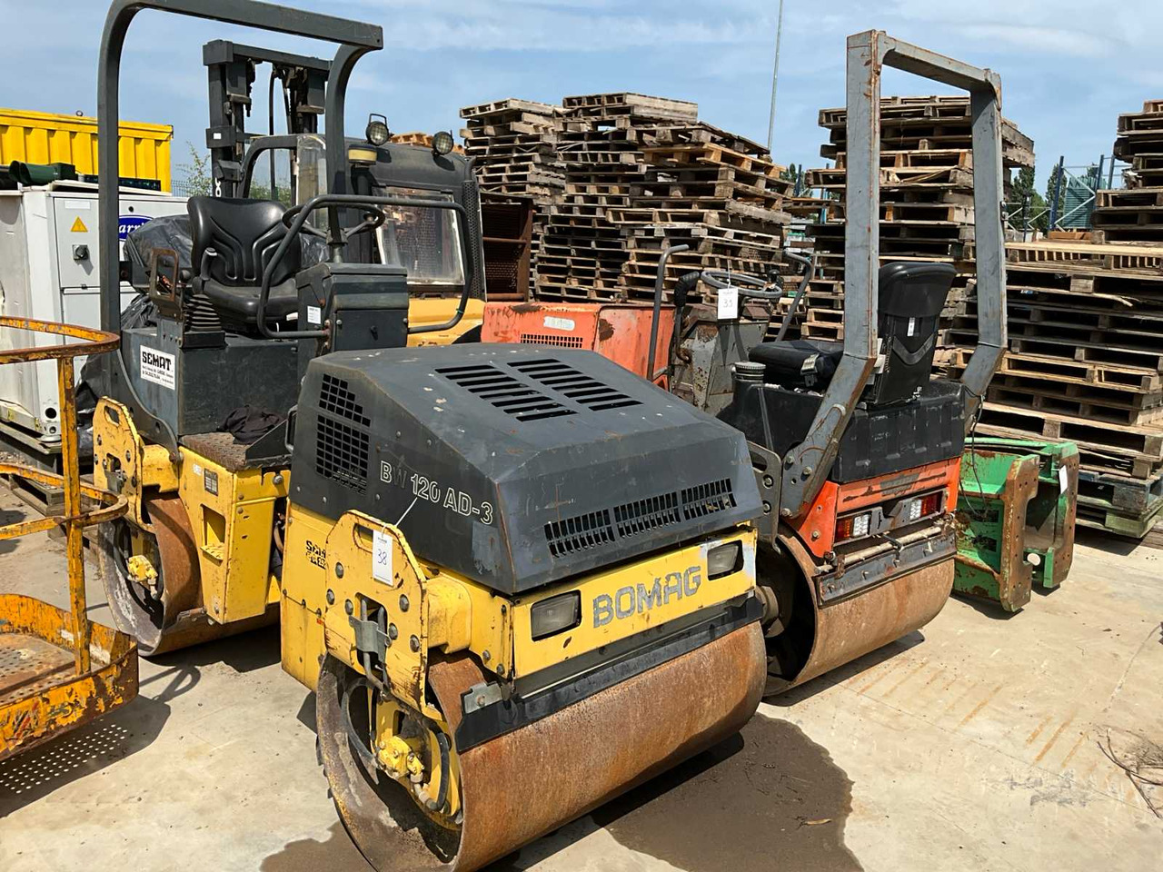 Bomag BW120 AD-3 - Дорожный каток: фото 2 Bomag BW120 AD-3 - Дорожный каток: фото 2