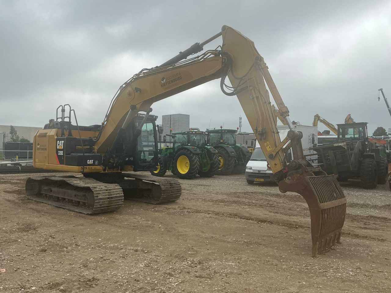 Caterpillar 320E - Гусеничный экскаватор: фото 3 Caterpillar 320E - Гусеничный экскаватор: фото 3