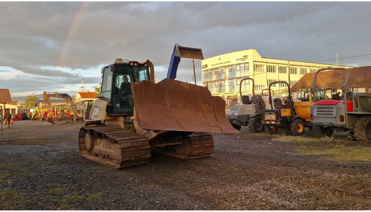 Caterpillar D6K 2 LGP - Бульдозер: фото 2 Caterpillar D6K 2 LGP - Бульдозер: фото 2