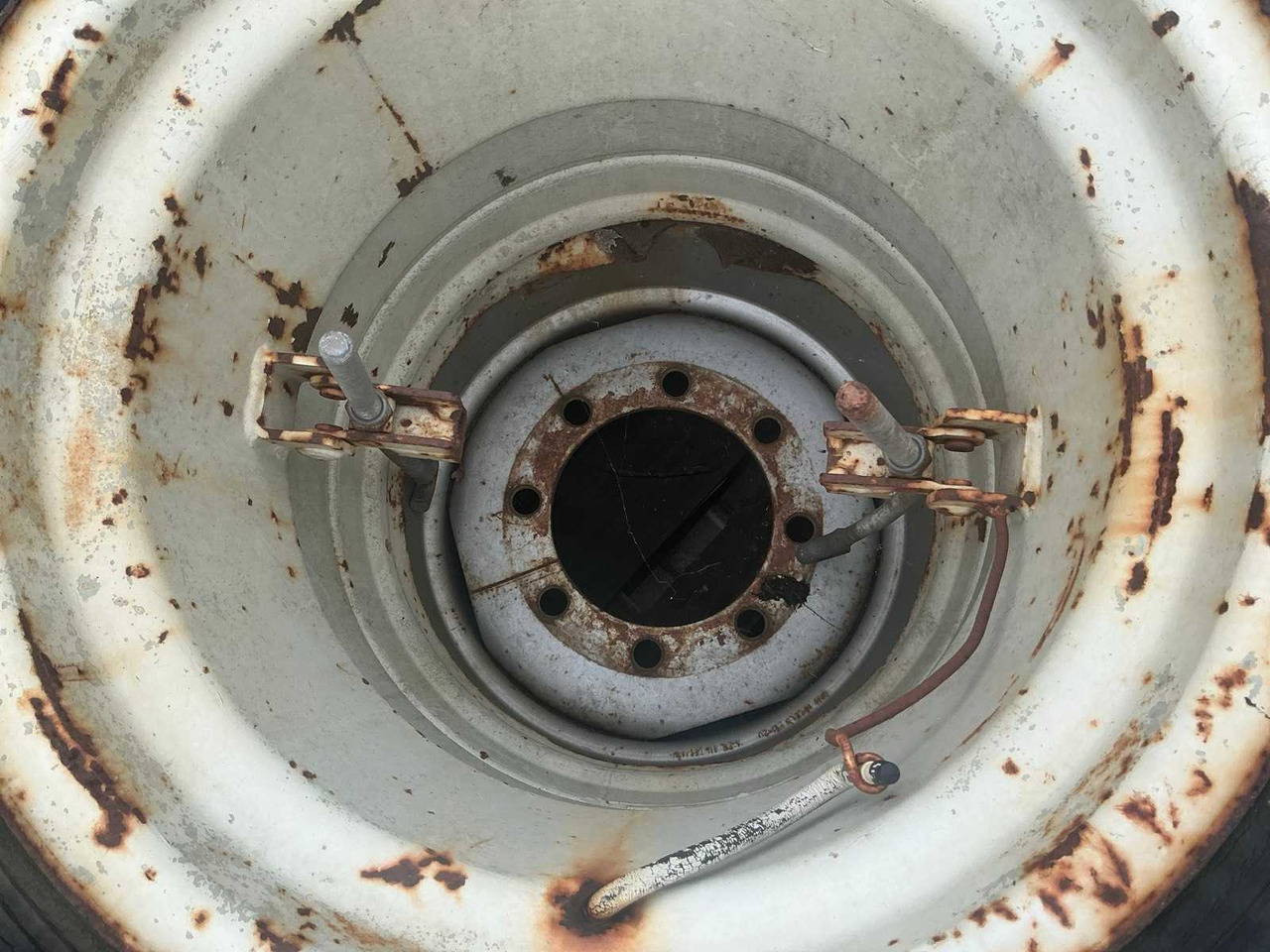 DOUBLE TIRE ON RIM - Колёсный экскаватор: фото 5 DOUBLE TIRE ON RIM - Колёсный экскаватор: фото 5