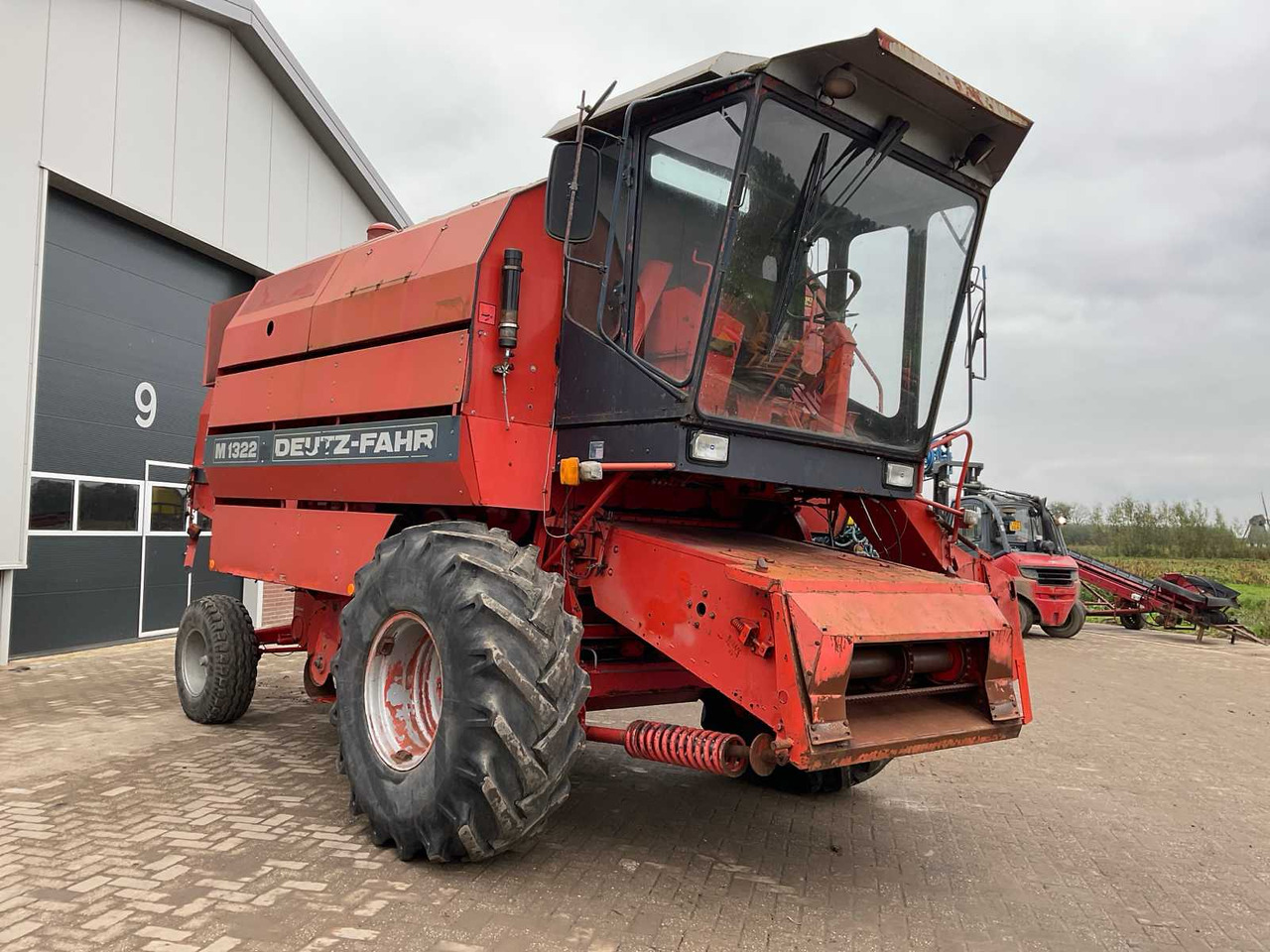 Deutz-Fahr M 1322 - Зерноуборочный комбайн: фото 3 Deutz-Fahr M 1322 - Зерноуборочный комбайн: фото 3