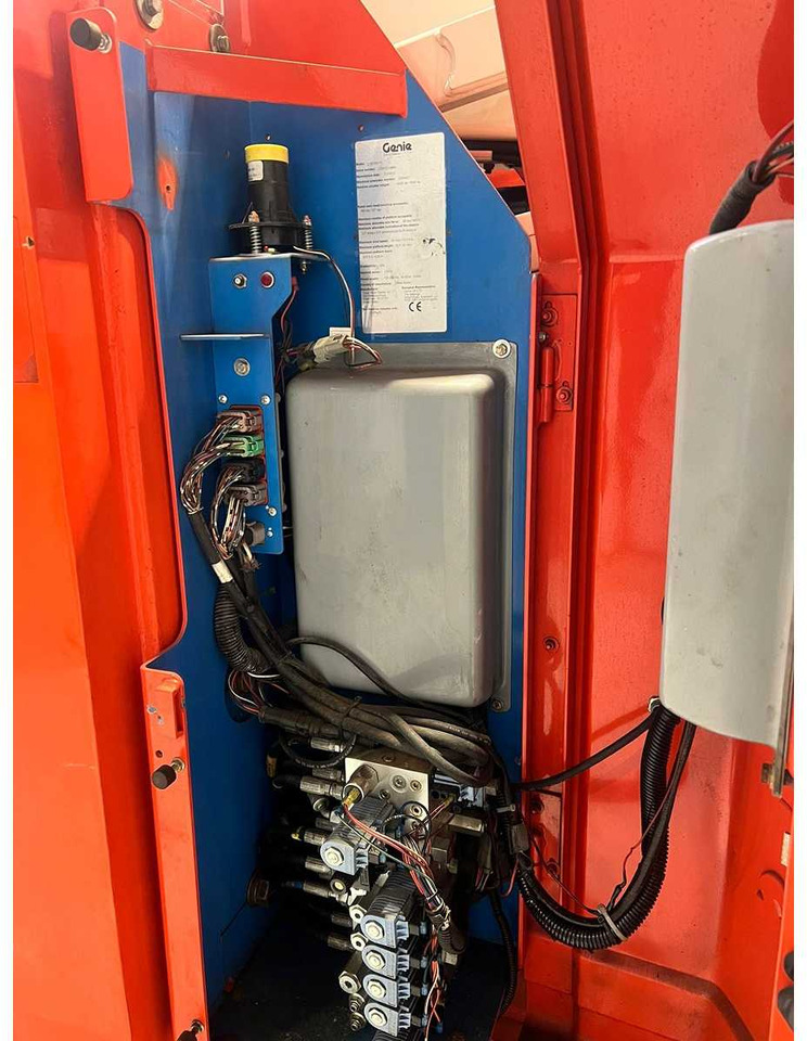 GENIE - Z-30/20N RJ - 11M WORKING HEIGHT - AERIAL WORK PLATFORM - Подъёмник: фото 4 GENIE - Z-30/20N RJ - 11M WORKING HEIGHT - AERIAL WORK PLATFORM - Подъёмник: фото 4